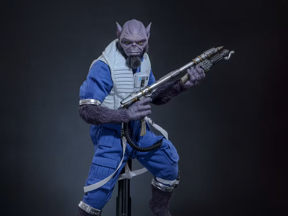 Star Wars: The Mandalorian & Grogu MMS876 Zeb Orrelios 1/6th Scale Collectible Figure