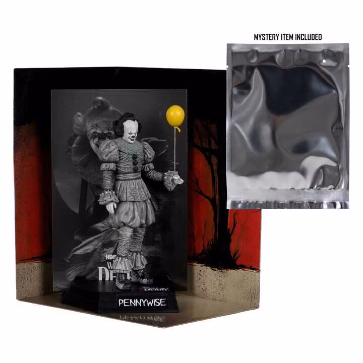 It Welcome to Derry Movie Maniacs Figure Pennywise (Black & White)