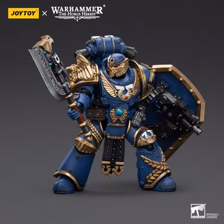 Warhammer: The Horus Heresy Ultramarines Invictarus Suzerain Squad Suzerain 1 1/18 Scale Action Figure