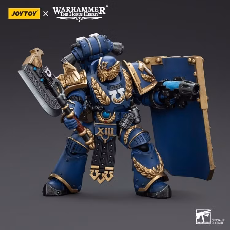 Warhammer: The Horus Heresy Ultramarines Invictarus Suzerain Squad Suzerain 2 1/18 Scale Action Figure
