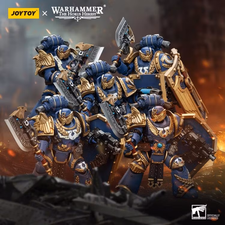 Warhammer: The Horus Heresy Ultramarines Invictarus Suzerain Squad Suzerain 2 1/18 Scale Action Figure