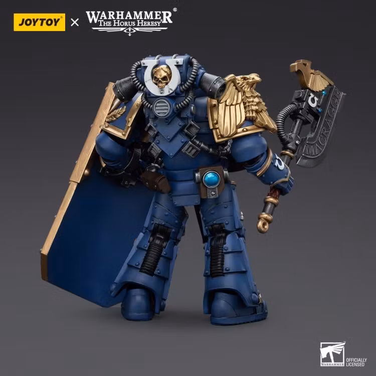 Warhammer: The Horus Heresy Ultramarines Invictarus Suzerain Squad Suzerain 3 1/18 Scale Action Figure