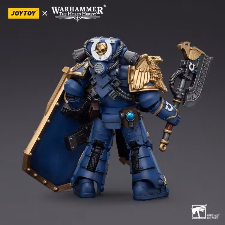 Warhammer: The Horus Heresy Ultramarines Invictarus Suzerain Squad Suzerain 4 1/18 Scale Action Figure