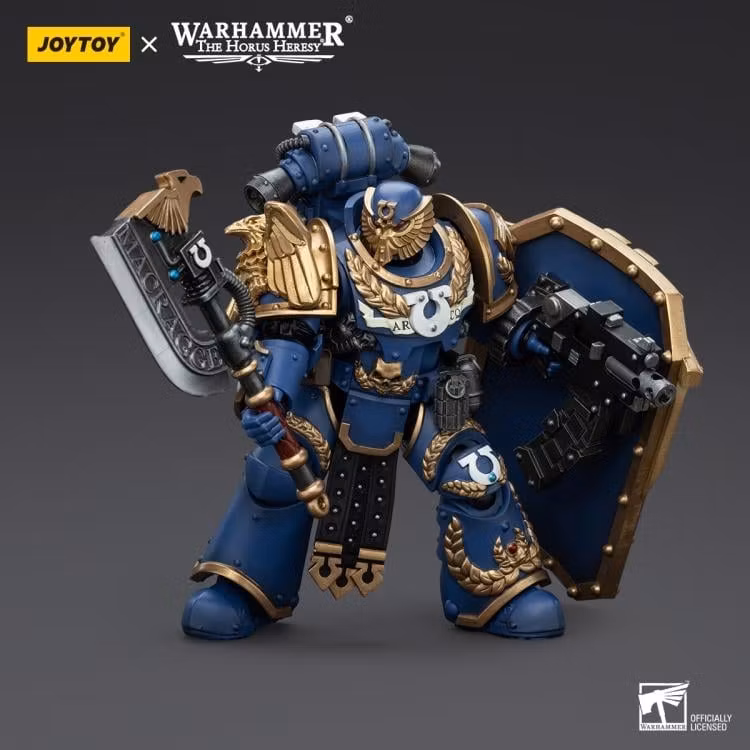 Warhammer: The Horus Heresy Ultramarines Invictarus Suzerain Squad Suzerain 4 1/18 Scale Action Figure