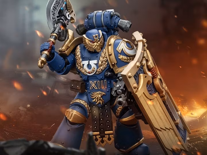 Warhammer: The Horus Heresy Ultramarines Invictarus Suzerain Squad Suzerain 5 1/18 Scale Action Figure