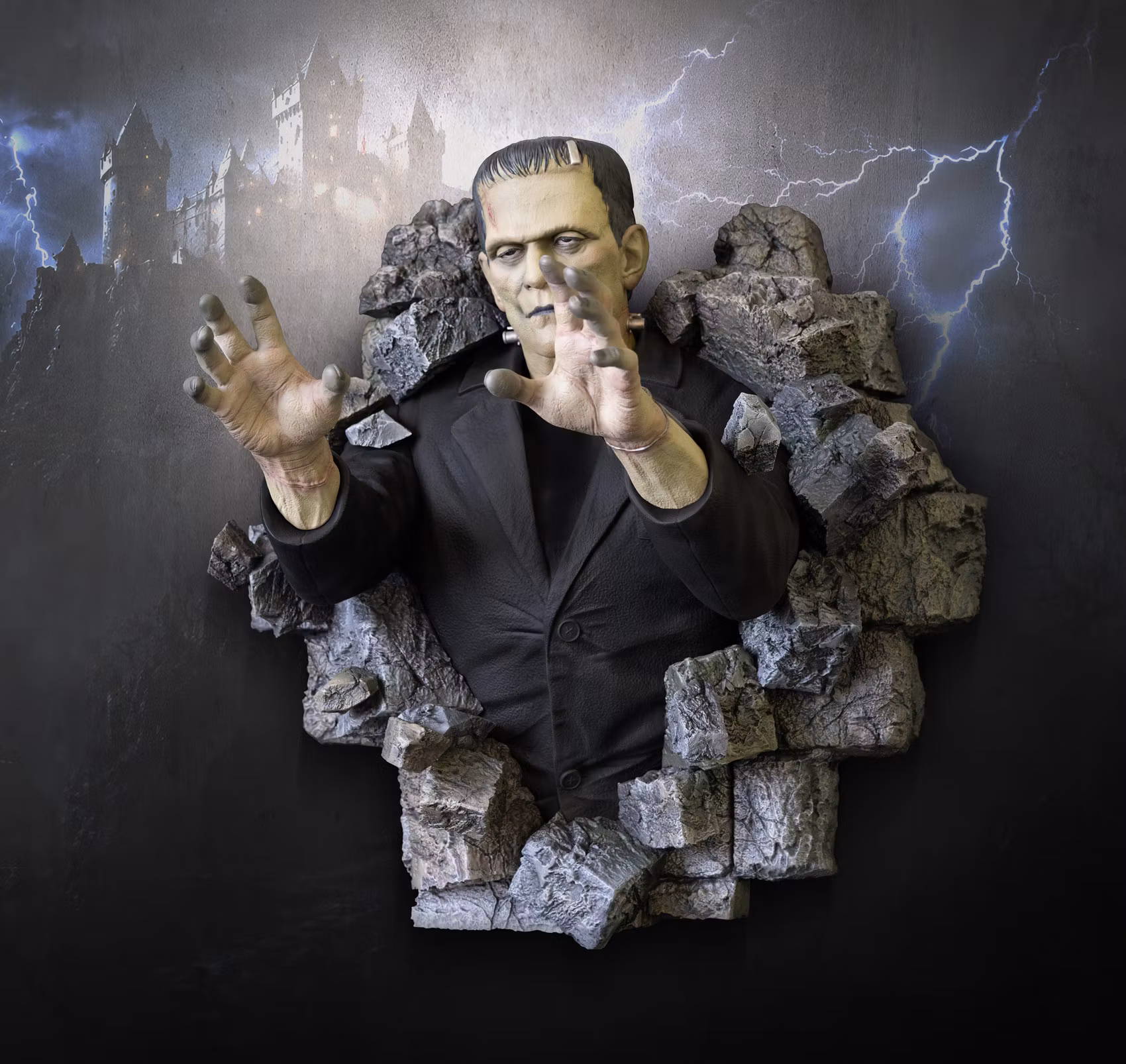 Frankenstein (1931) Frankenstein's Monster Limited Edition Half-Scale Wall Sculpture