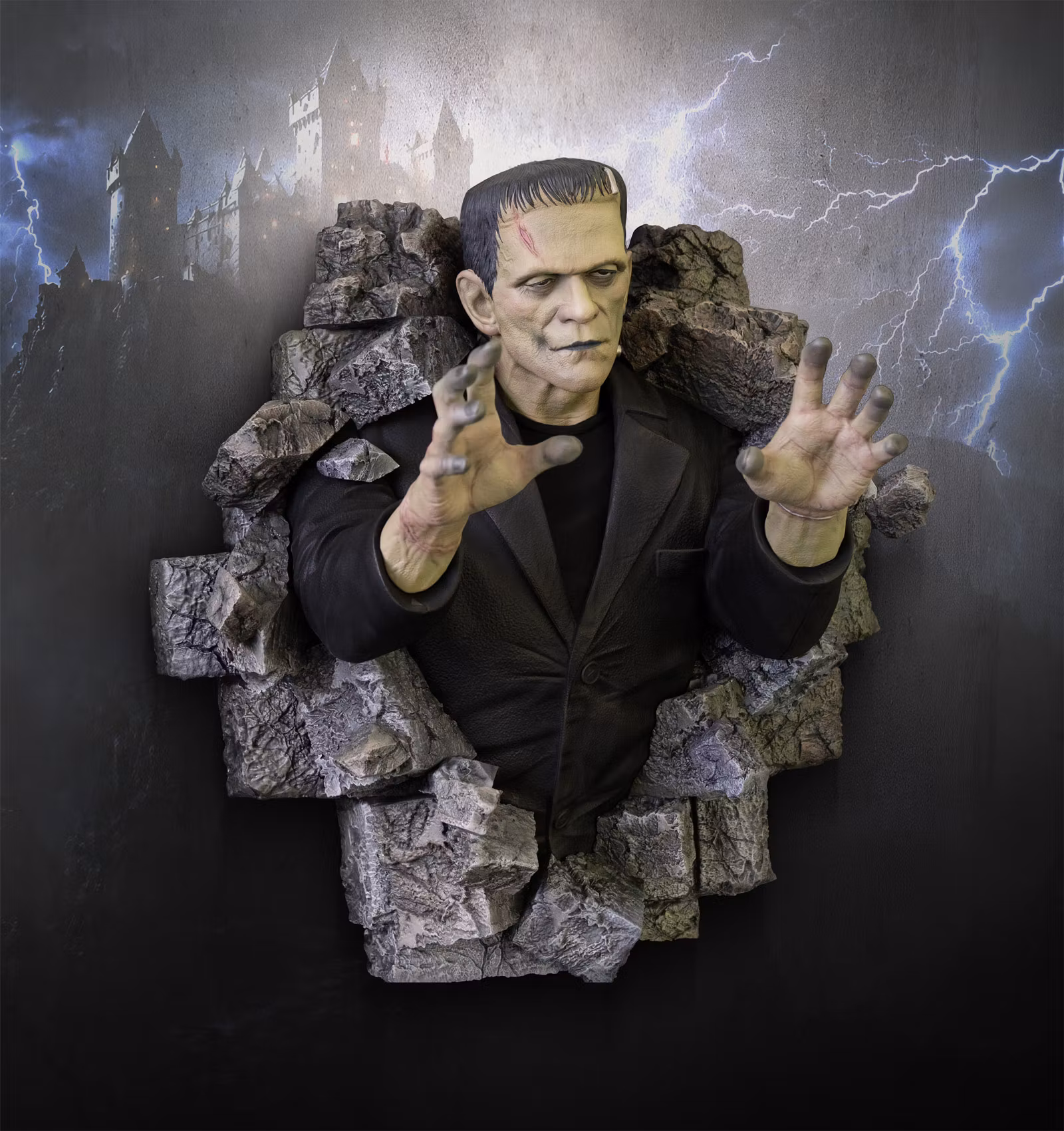 Frankenstein (1931) Frankenstein's Monster Limited Edition Half-Scale Wall Sculpture