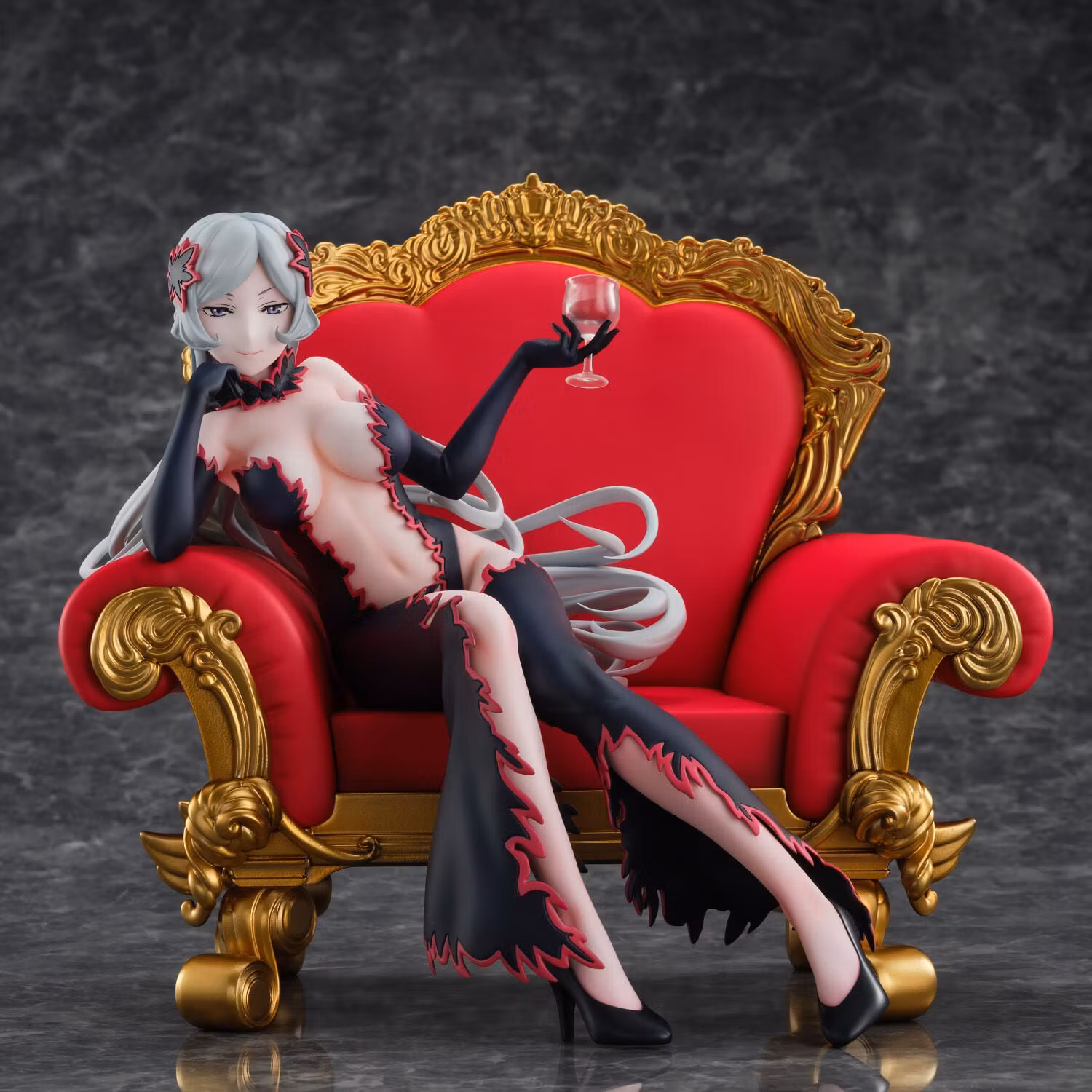 Is It Wrong to Try to Pick Up Girls in a Dungeon? V Freya 1/6 Scale Figure