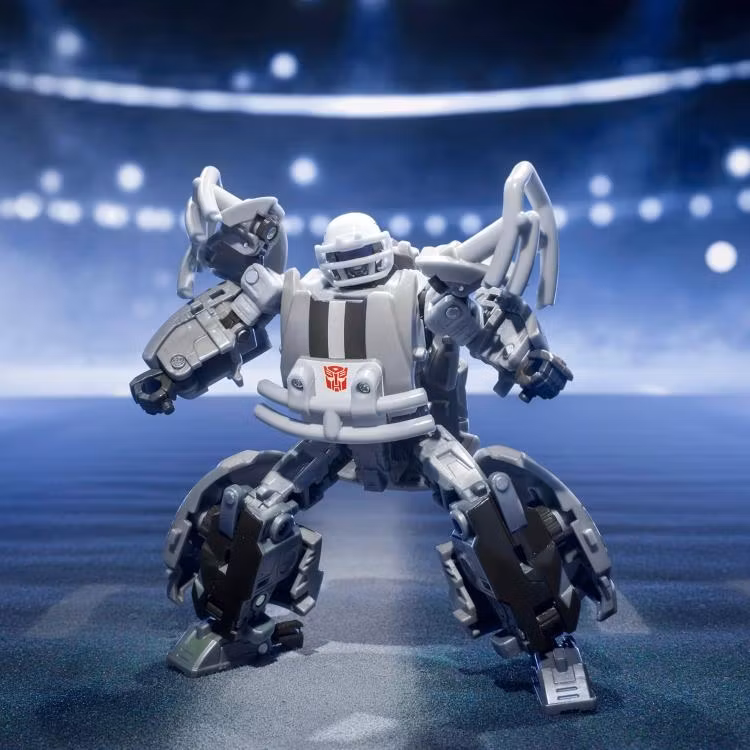 Transformers Collaborative NFL x Transformers Dallas Cowboys Starblitz Action Figure