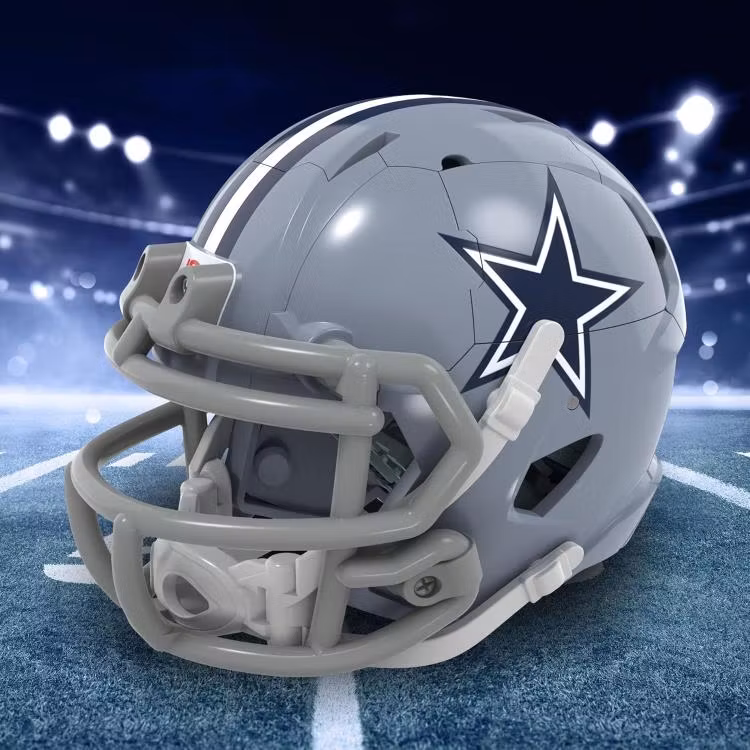 Transformers Collaborative NFL x Transformers Dallas Cowboys Starblitz Action Figure