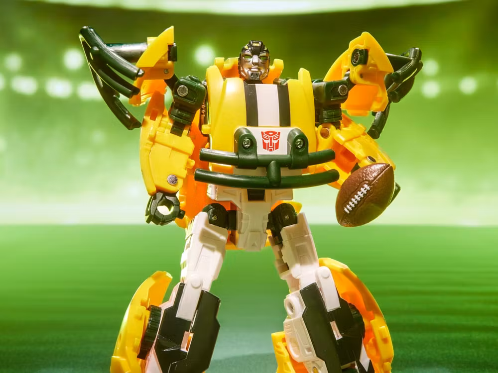 Transformers Collaborative NFL x Transformers Green Bay Packers Tundra Prime Action Figure