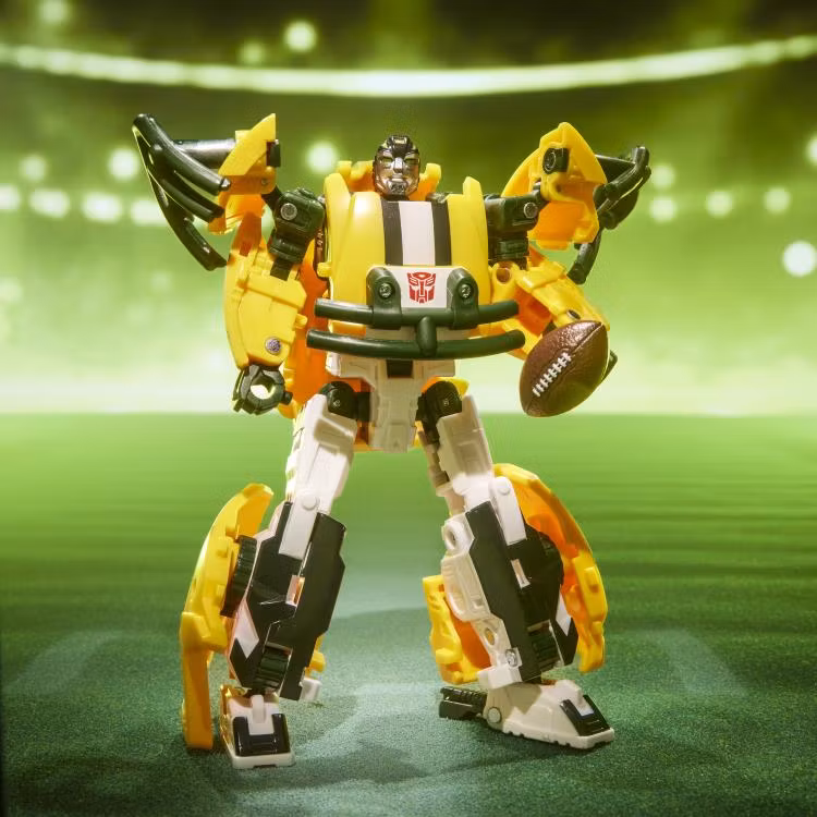Transformers Collaborative NFL x Transformers Green Bay Packers Tundra Prime Action Figure