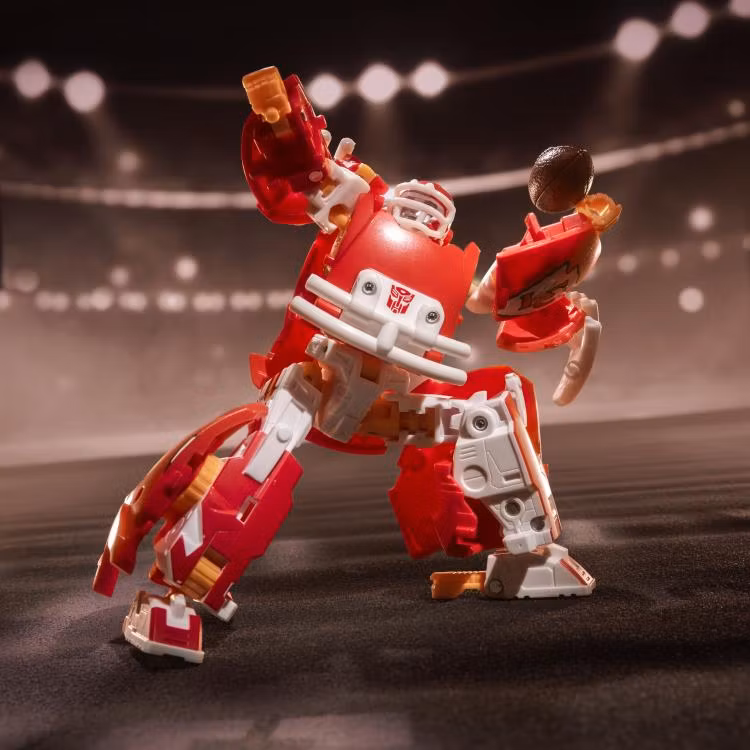 Transformers Collaborative NFL x Transformers Kansas City Chiefs KC-59 Action Figure