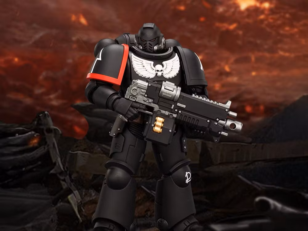 Warhammer 40,000 Raven Guard Intercessor 1/18 Scale Action Figure