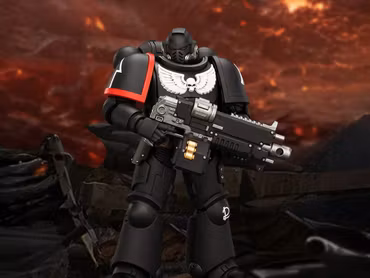 Warhammer 40,000 Raven Guard Intercessor 1/18 Scale Action Figure