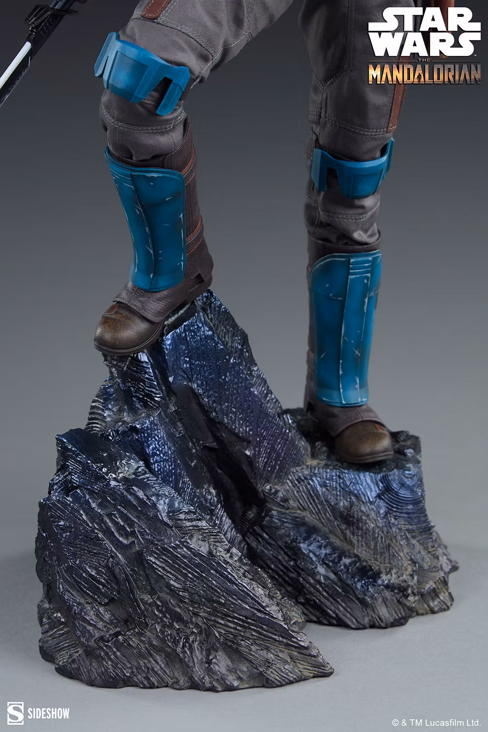 Star Wars: The Mandalorian Premium Format Bo-Katan Kryze Statue