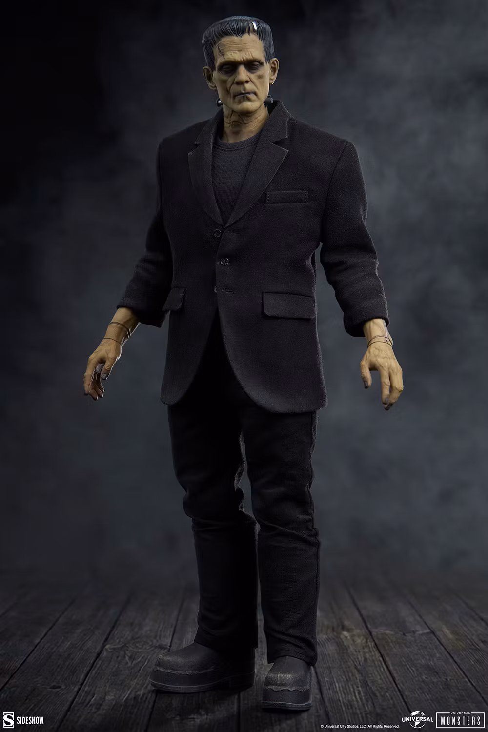 Universal Monsters Frankenstein's Monster 1/6 Scale Figure
