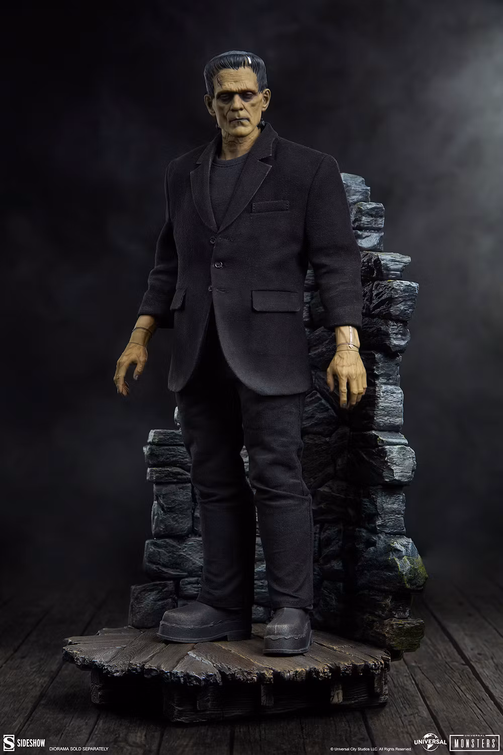 Universal Monsters Frankenstein's Monster 1/6 Scale Figure