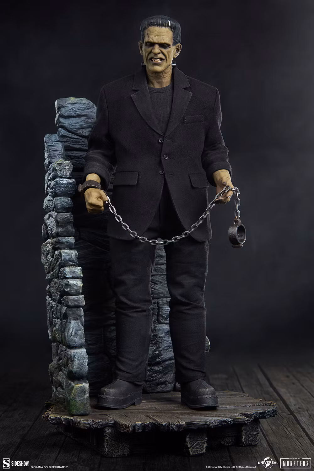 Universal Monsters Frankenstein's Monster (Deluxe Ver.) 1/6 Scale Figure