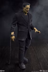Universal Monsters Frankenstein's Monster (Deluxe Plus Ver.) 1/6 Scale Figure