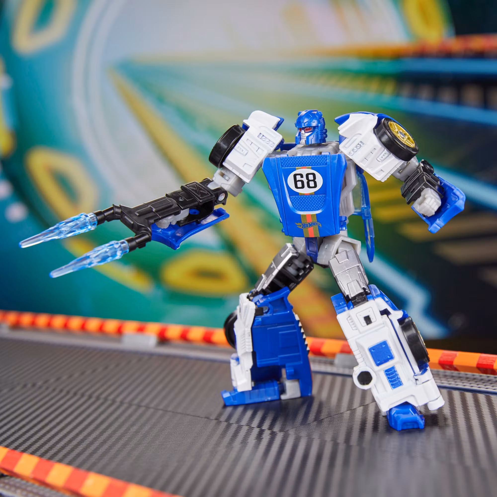 Transformers Collaborative Hot Wheels x Transformers Deluxe Class El Segundo Coupe