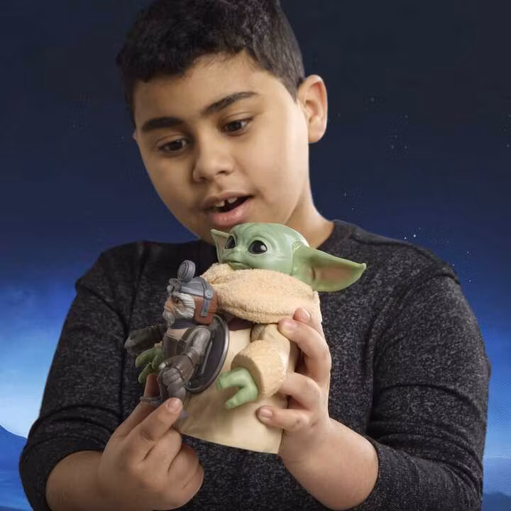Star Wars: The Mandalorian & Grogu Electronic Action Figure Huggin' Grogu & Anzellan