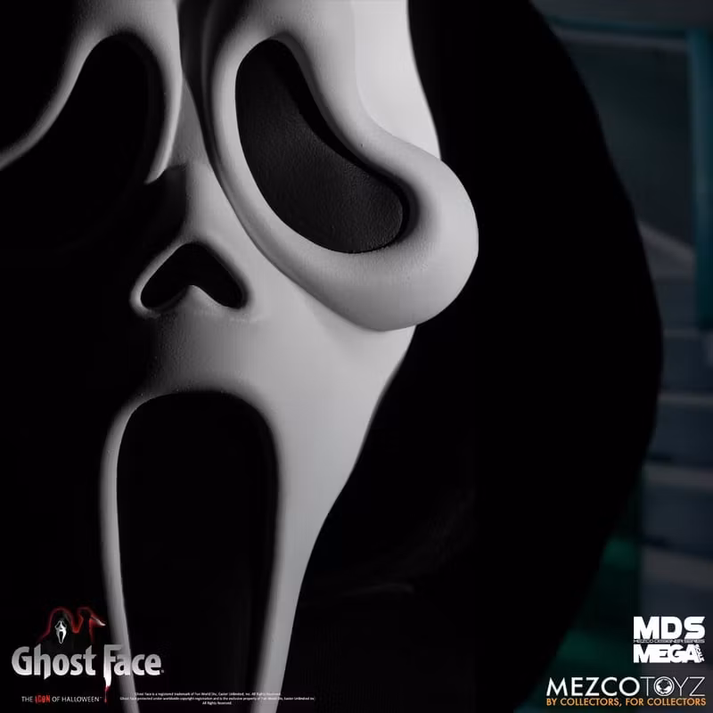 Ghost Face Mezco Designer Series Mega Scale Figure