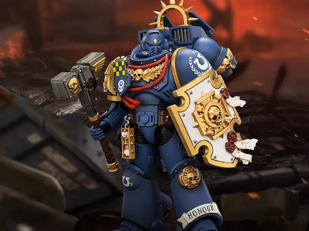 Warhammer 40,000 Ultramarines Captain with Jump Pack and Relic Shield 1/18 Scale Action Figure