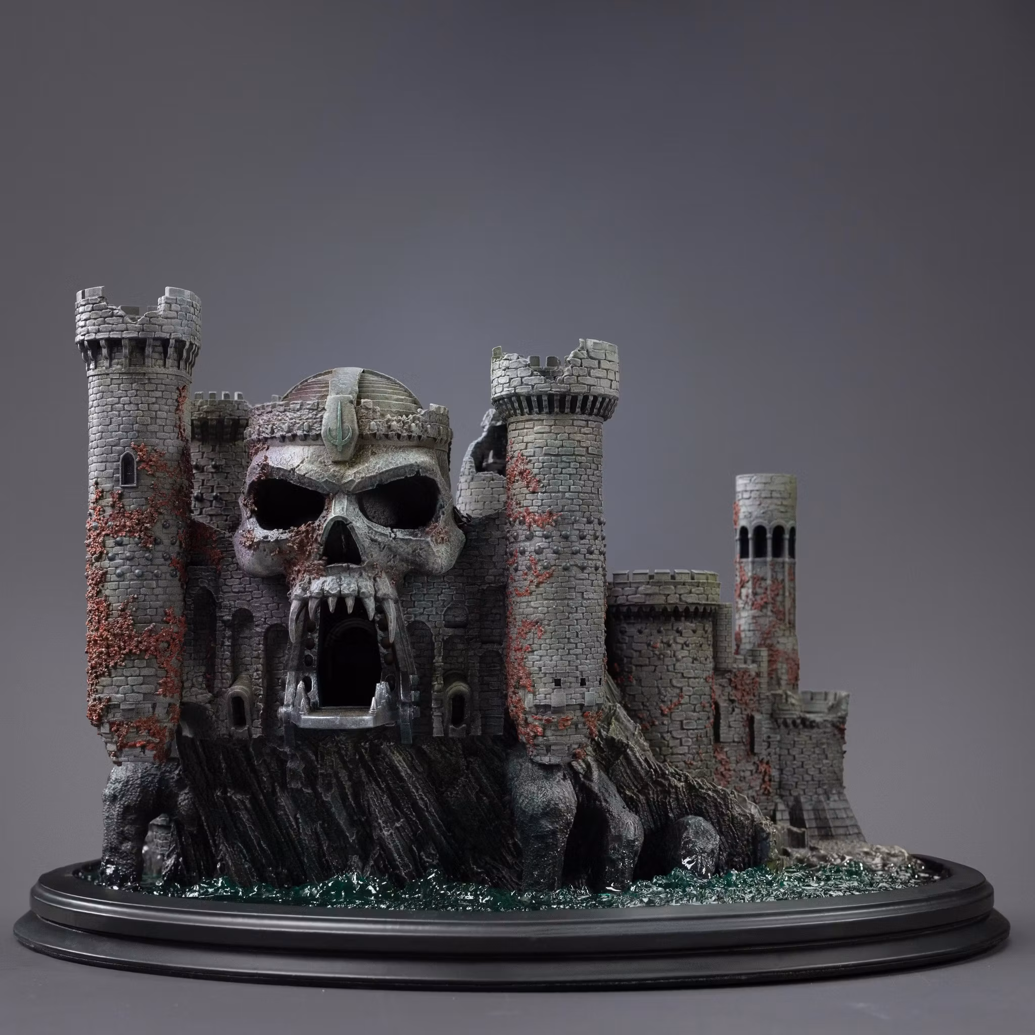 Masters of the Universe (2026) Icons Castle Grayskull Statue