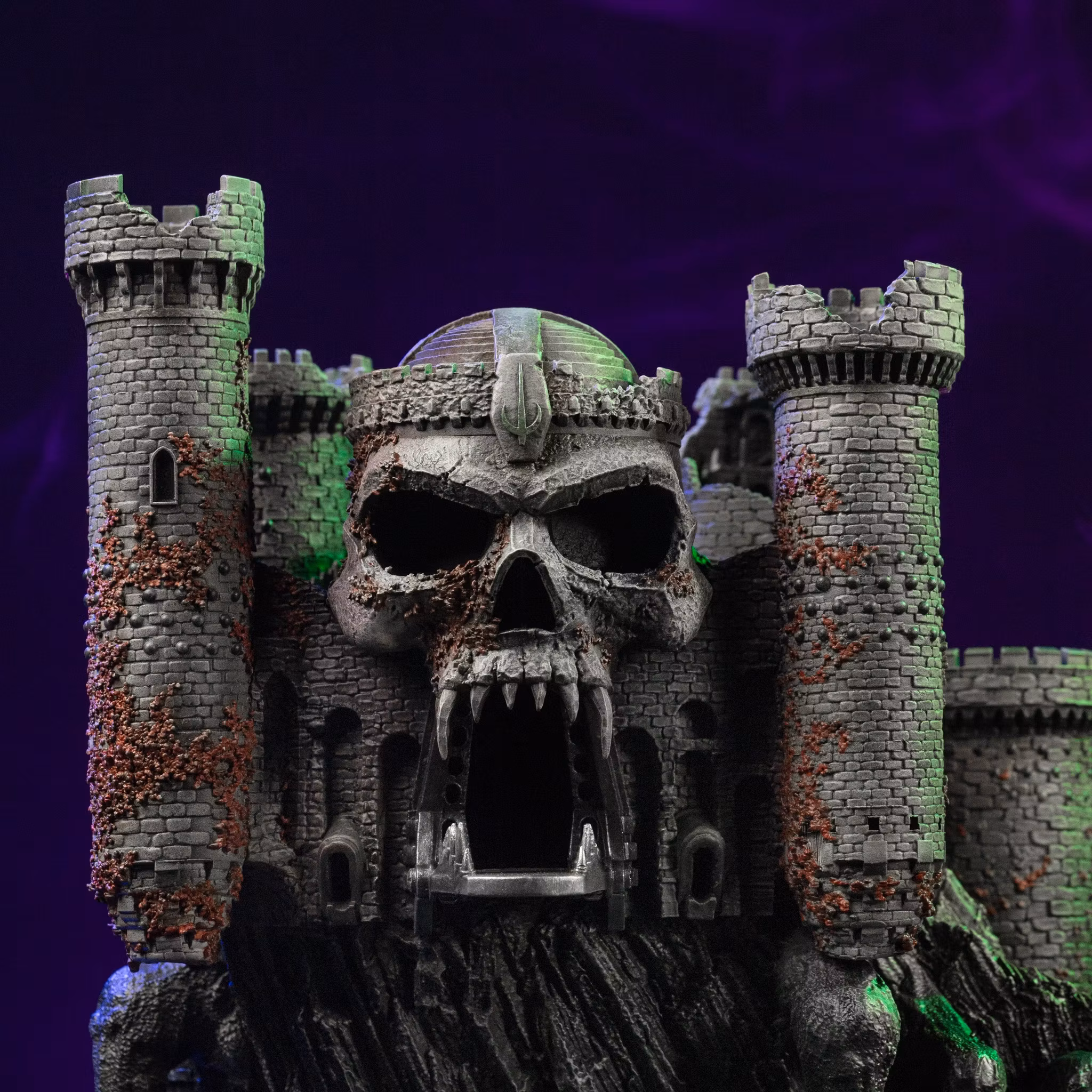 Masters of the Universe (2026) Icons Castle Grayskull Statue