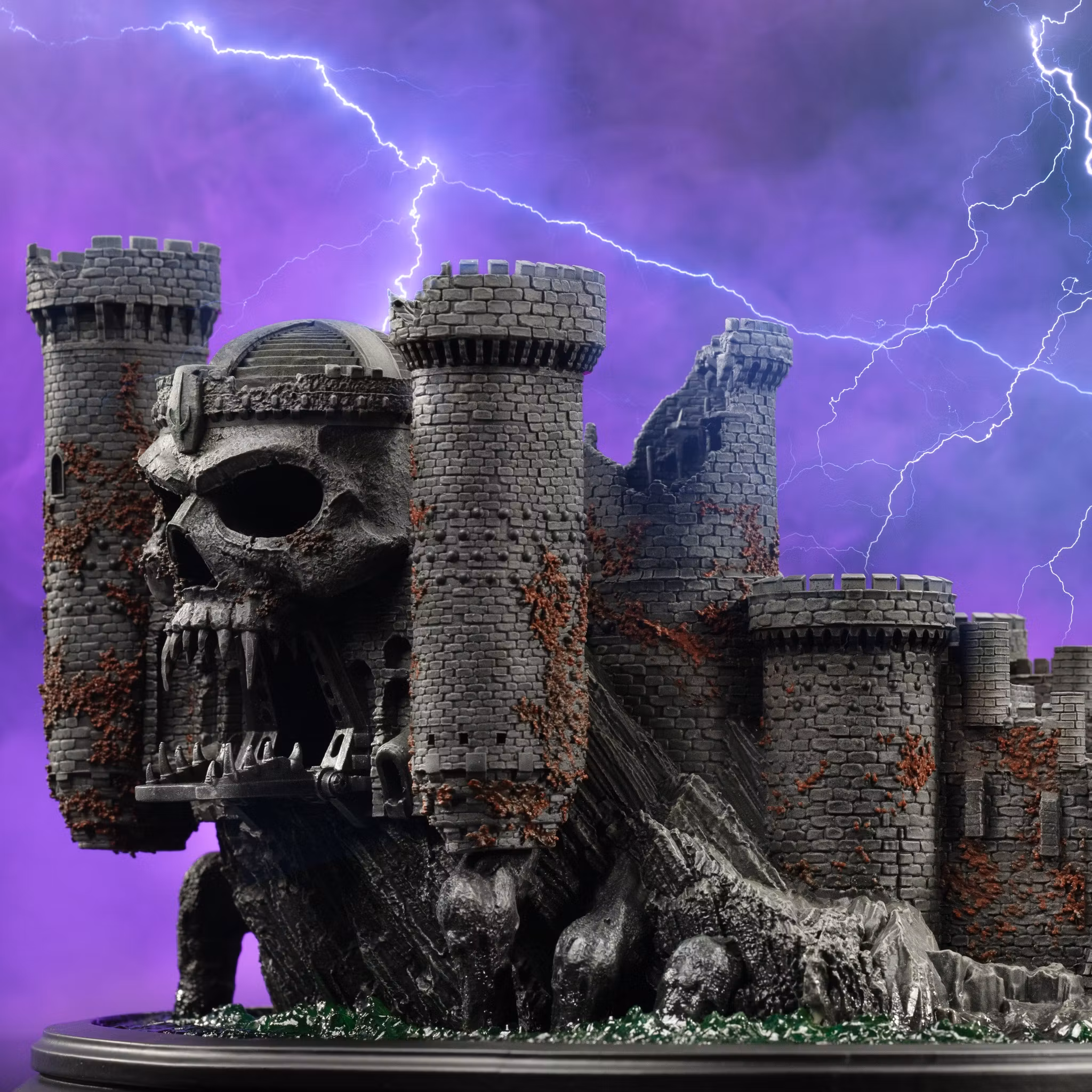 Masters of the Universe (2026) Icons Castle Grayskull Statue