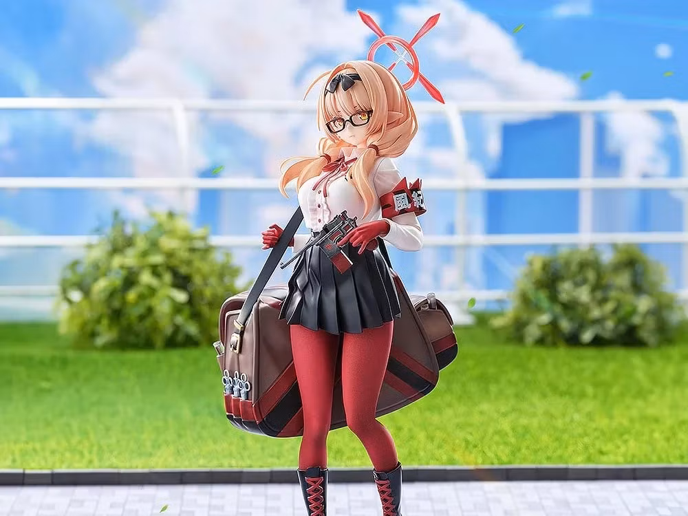 Blue Archive Chinatsu 1/7 Scale Figure