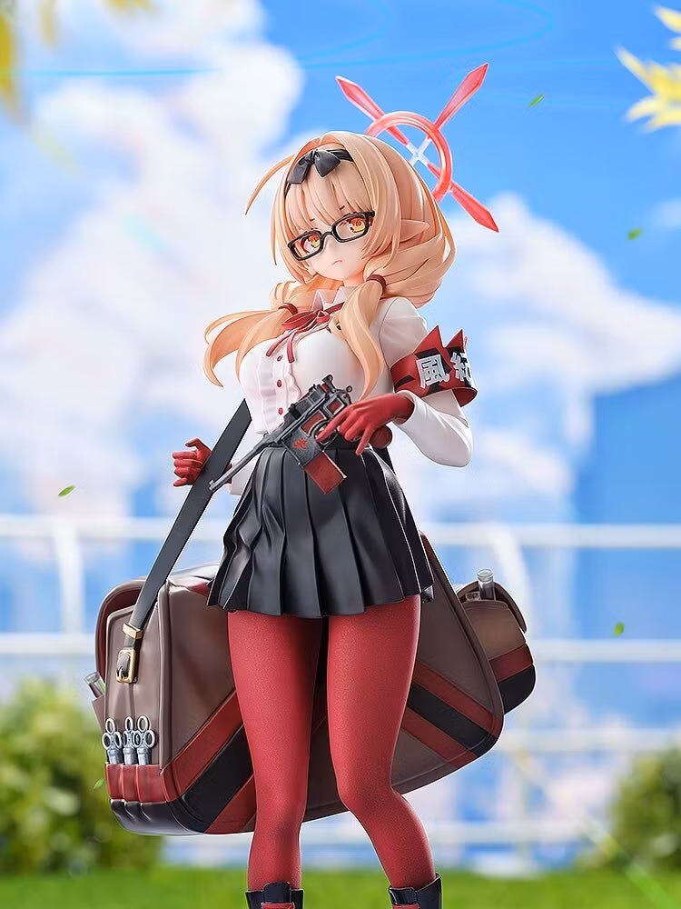 Blue Archive Chinatsu 1/7 Scale Figure