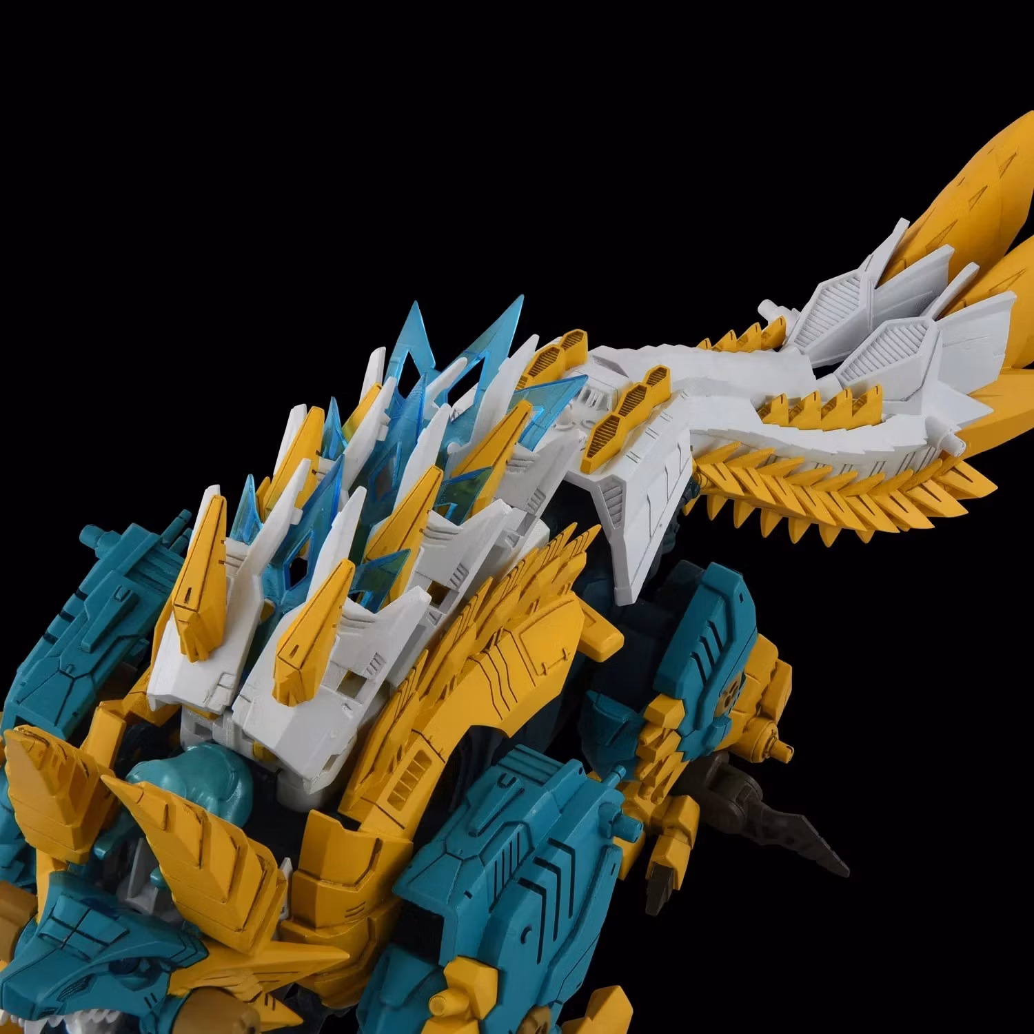 Zoids x Monster Hunter Synergenex Wild Liger Zinogre Model Kit