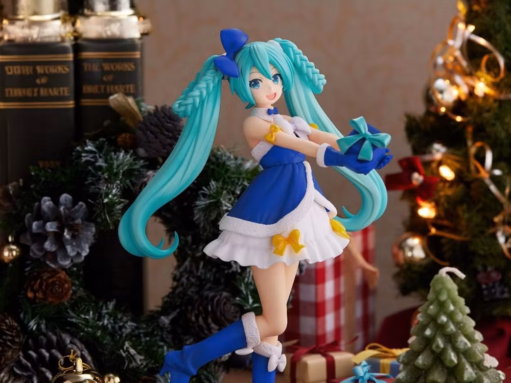 Vocaloid High Premium Figure Hatsune Miku (Sapphire Christmas Ver.) Figure
