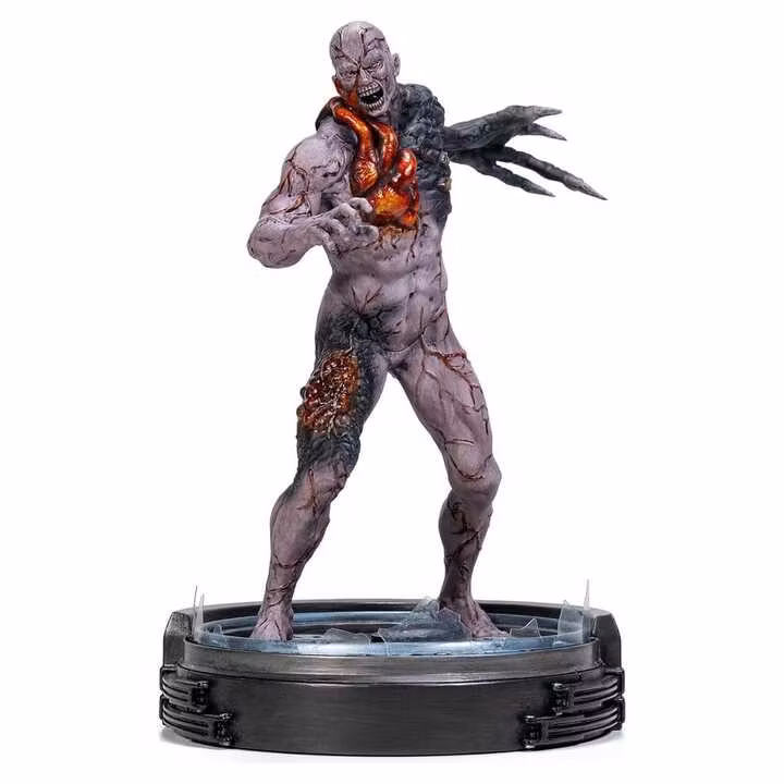 Resident Evil Tyrant Statue