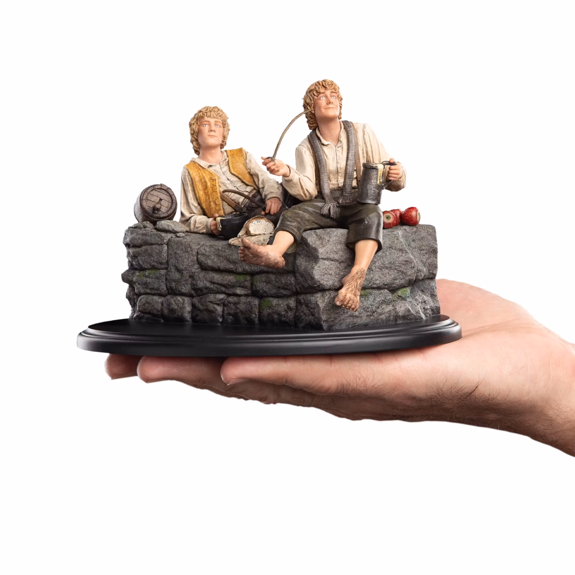 The Lord of the Rings Merry and Pippin Miniature Statue