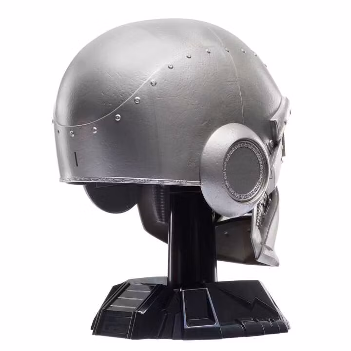 Marvel Legends Roleplay Replica Doctor Doom Premium Helmet