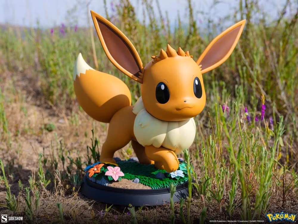 Pokémon Life-Size Figure Eevee