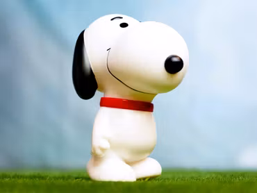 Peanuts FUN! FUN! Wave 02 Snoopy (Walking) Figure