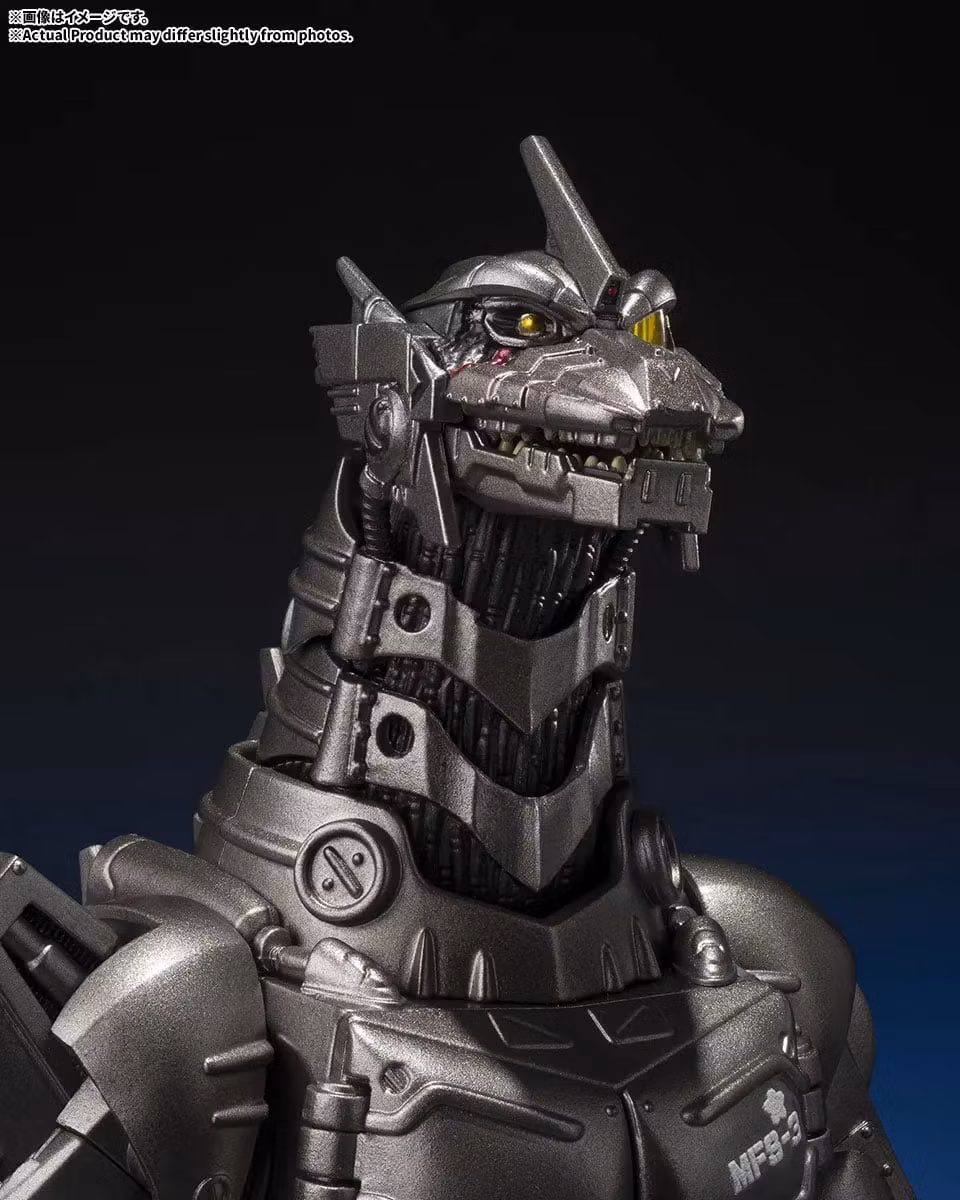 Godzilla: Tokyo S.O.S. (2003) S.H.MonsterArts Type 3 Kiryu (Heavy Armed Type/High Mobility Type) (Movie Graphic Plus) Action Figure