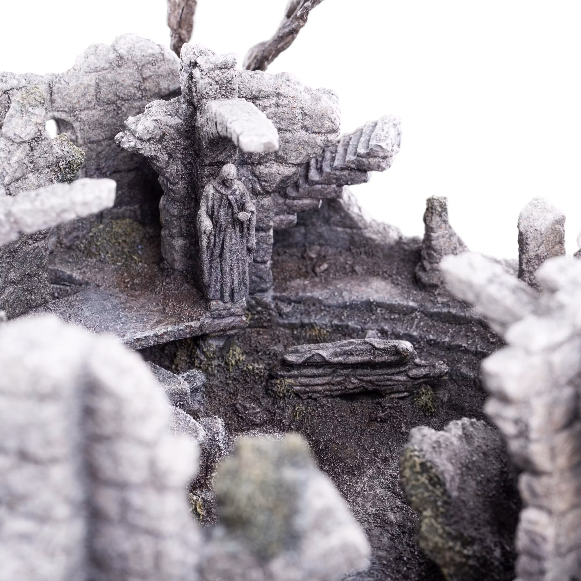 The Lord of the Rings Weathertop Limited Edition Miniature Environment