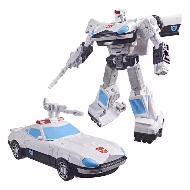 The Transformers: The Movie Studio Series Deluxe Class Prowl Action Figure