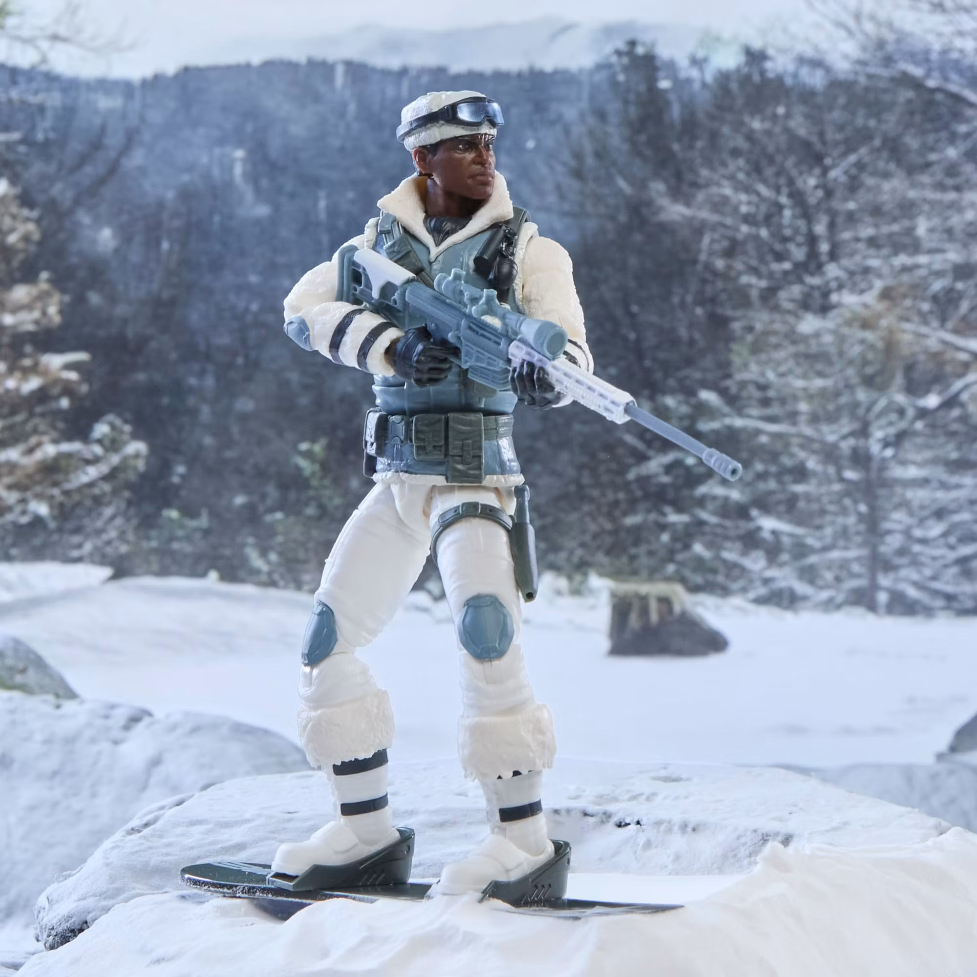 G.I. Joe Classified Series #207 Clifton "Iceberg" Nash Action Figure