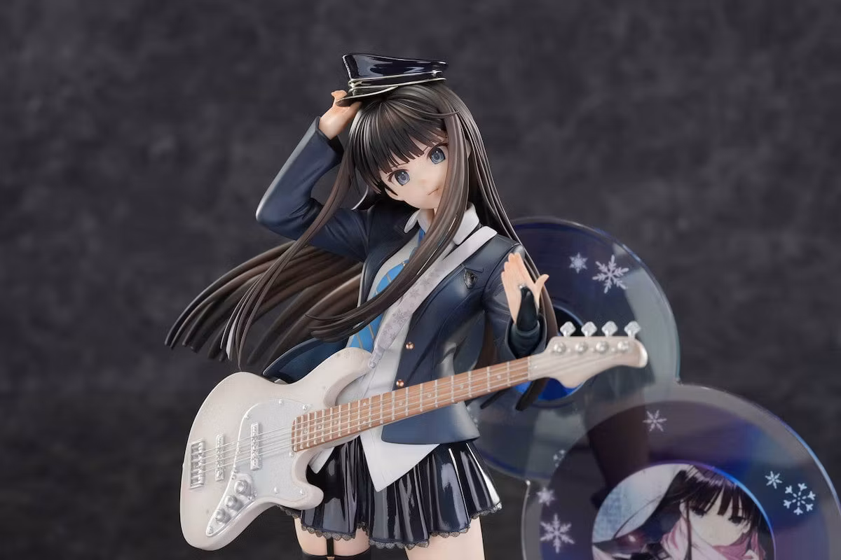 White Album 2 Kazusa Touma (Reunion) 1/6 Scale Figure