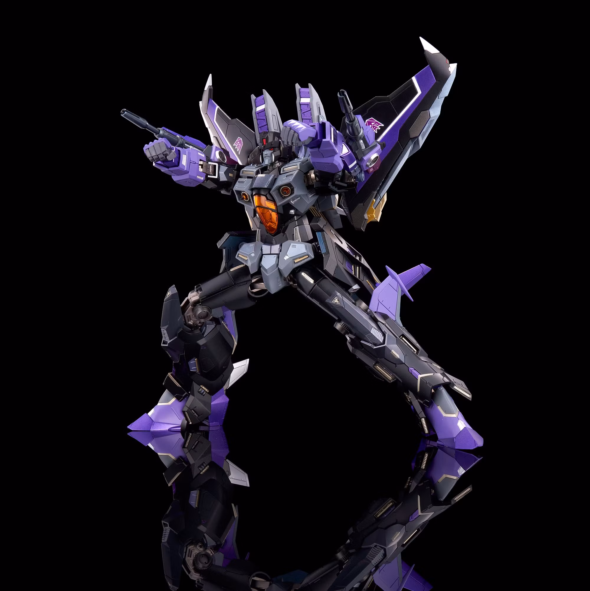 Transformers Kuro Kara Kuri Skywarp Action Figure