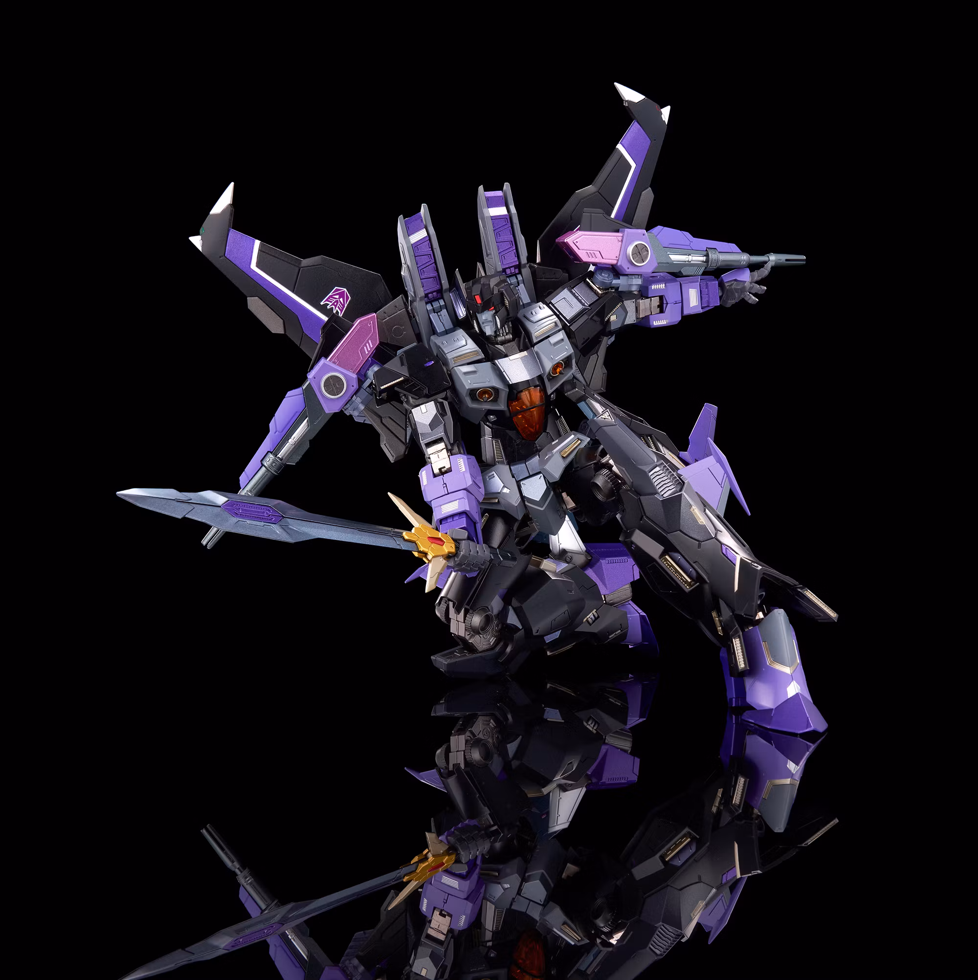 Transformers Kuro Kara Kuri Skywarp Action Figure