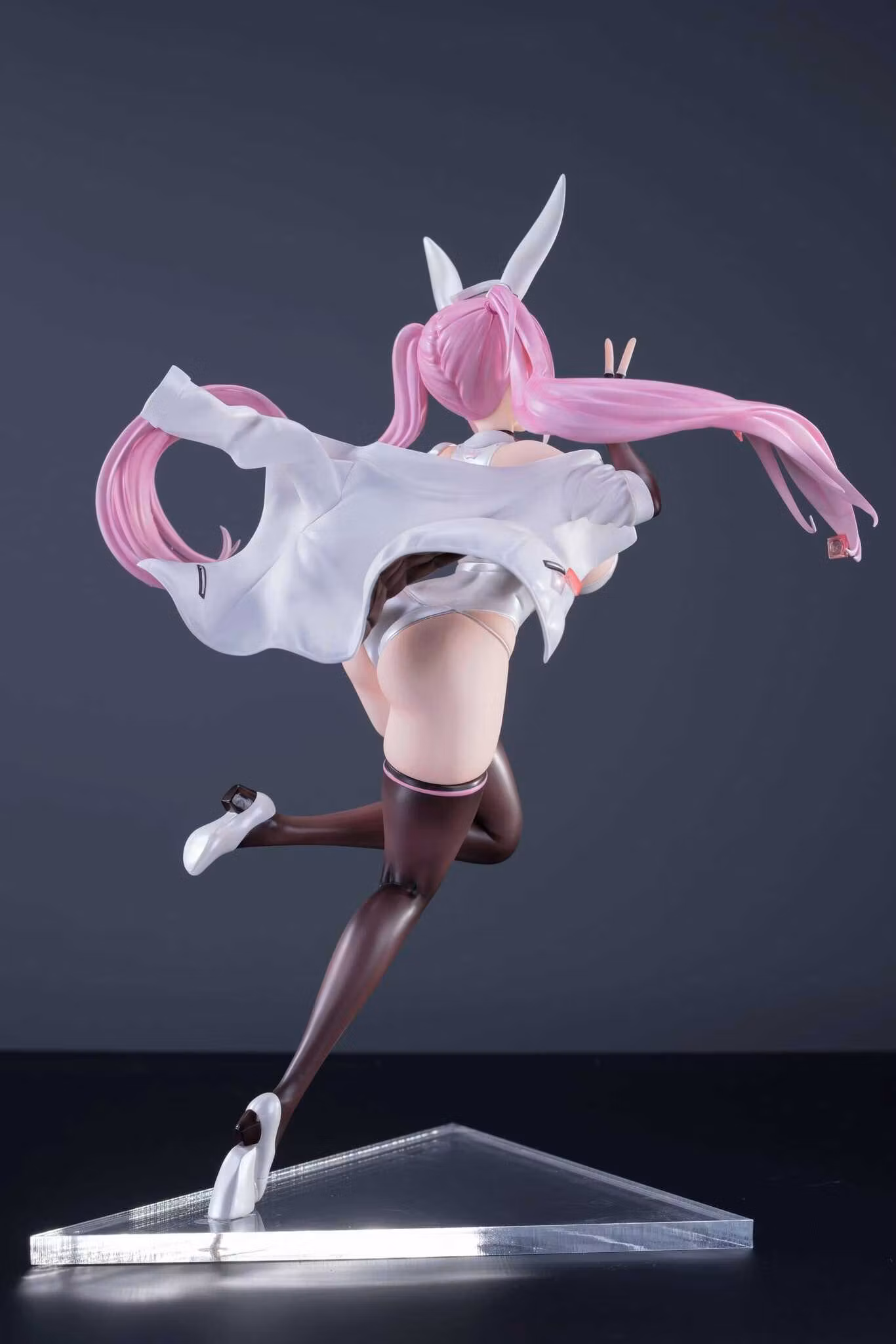(18+) Won Illustration Etona 1/6 Scale Figure