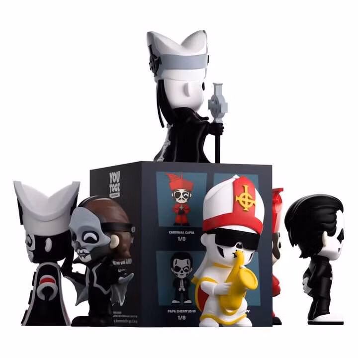 Ghost Box of 7 Random Figures