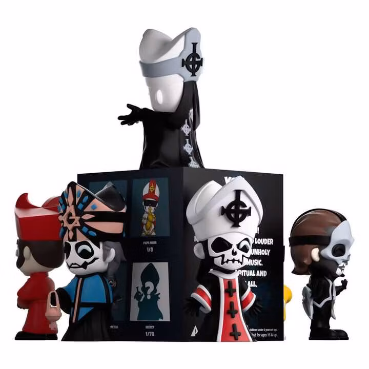 Ghost Box of 7 Random Figures